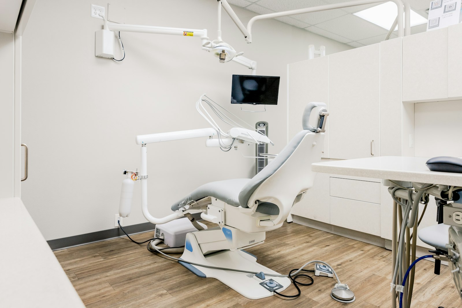 Symbolbild: Ganzheitliche Zahnmedizin in Stuttgart: Warum immer mehr Patientinnen und Patienten auf sanfte Behandlungskonzepte setzen